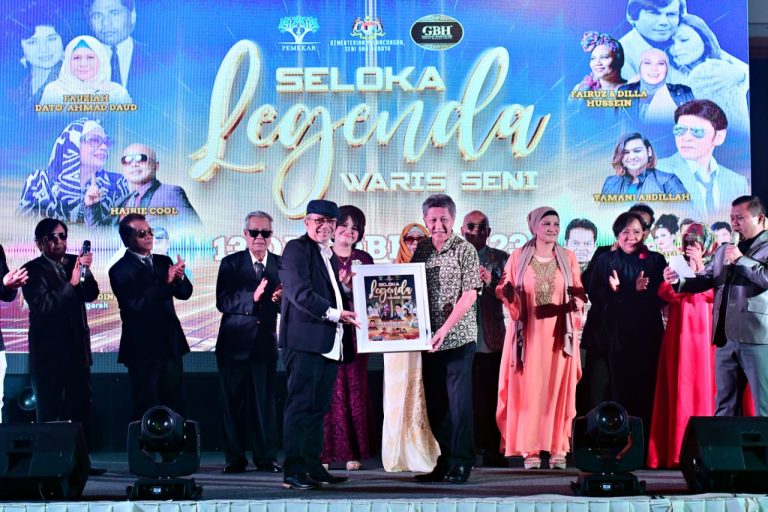 Seloka Lagenda Waris Seni gamit kenangan penggiat seni lagenda, waris
